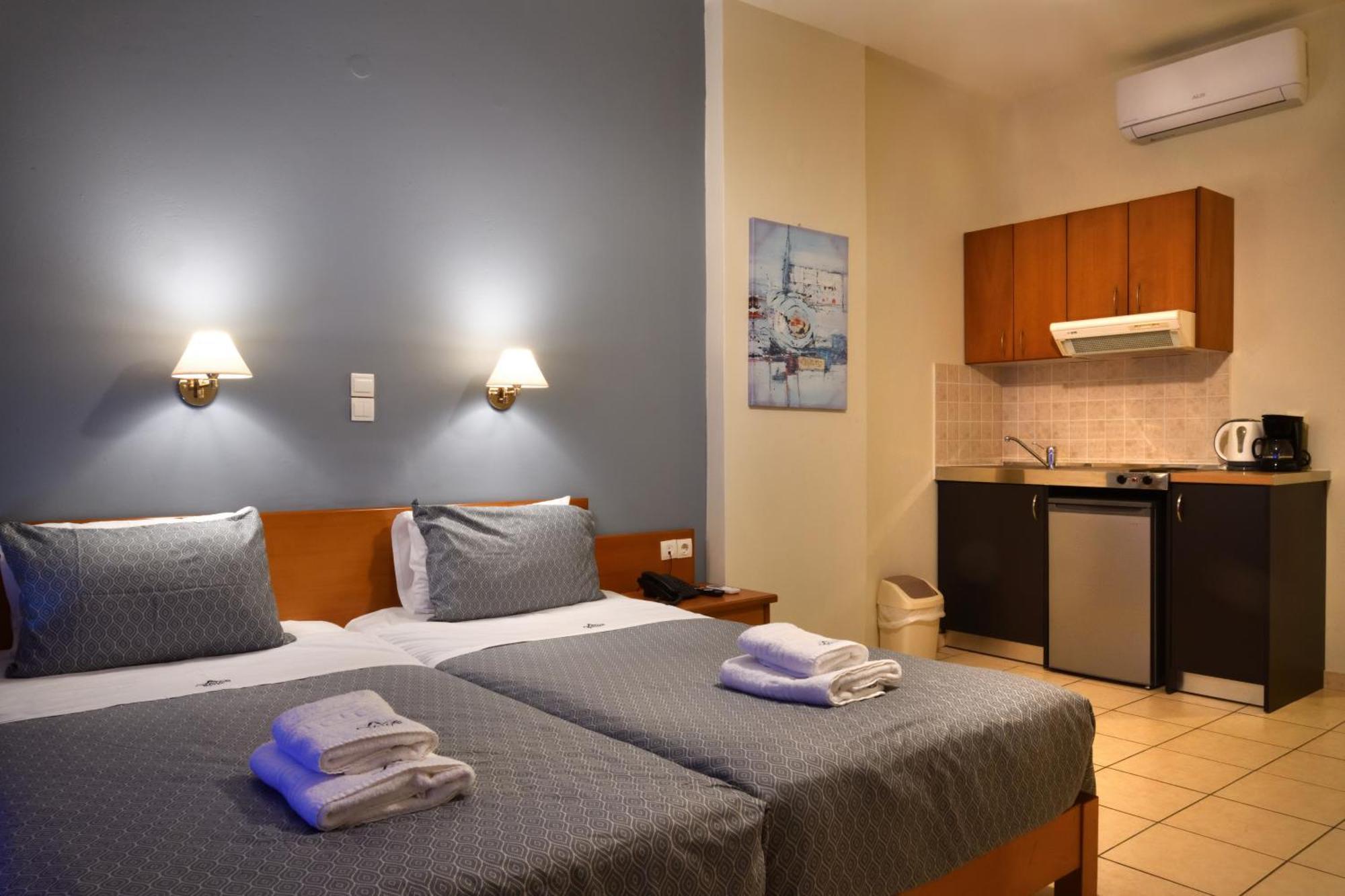 Agia Marina Akatos Hotel מראה חיצוני תמונה