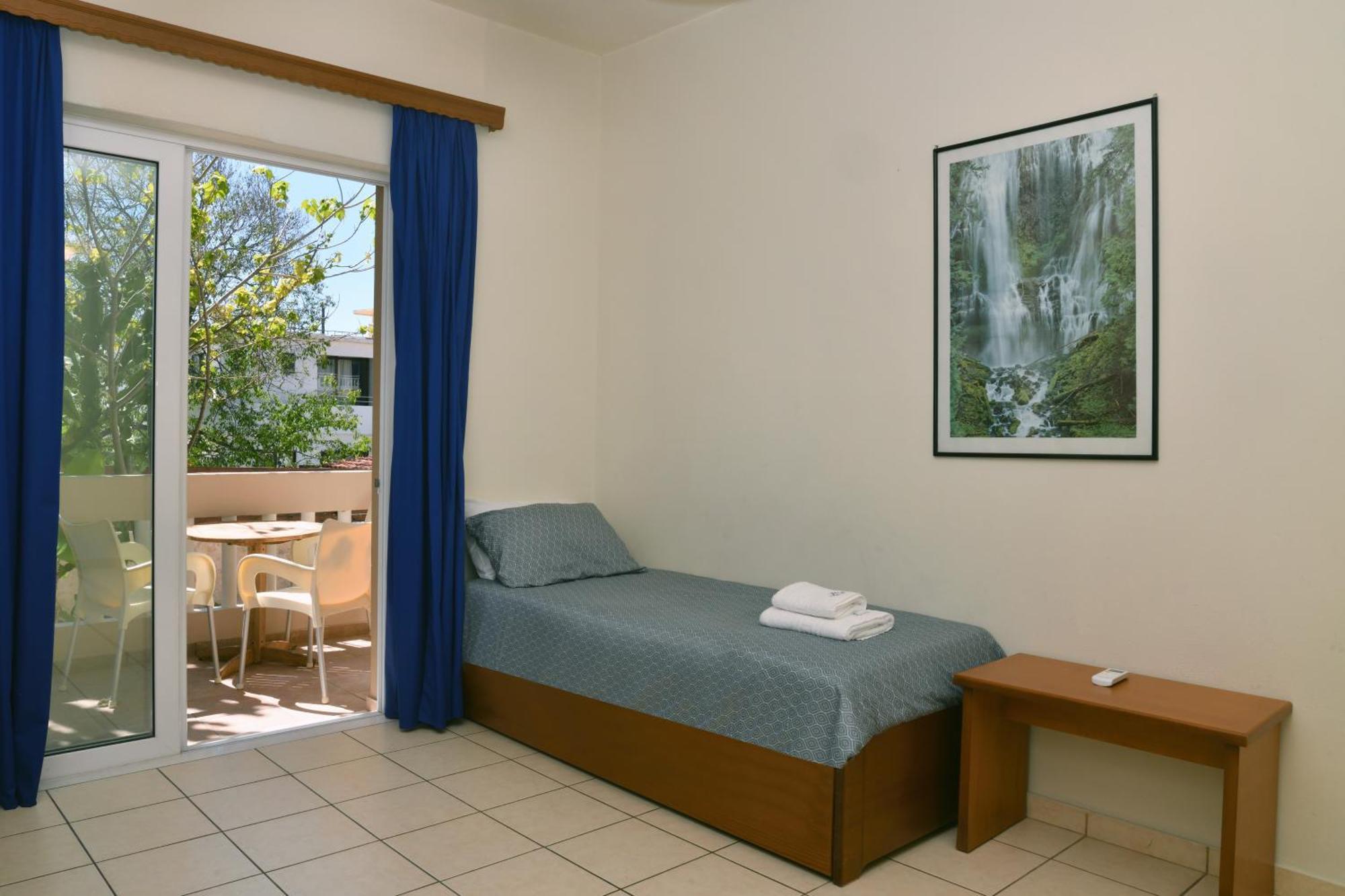 Agia Marina Akatos Hotel מראה חיצוני תמונה