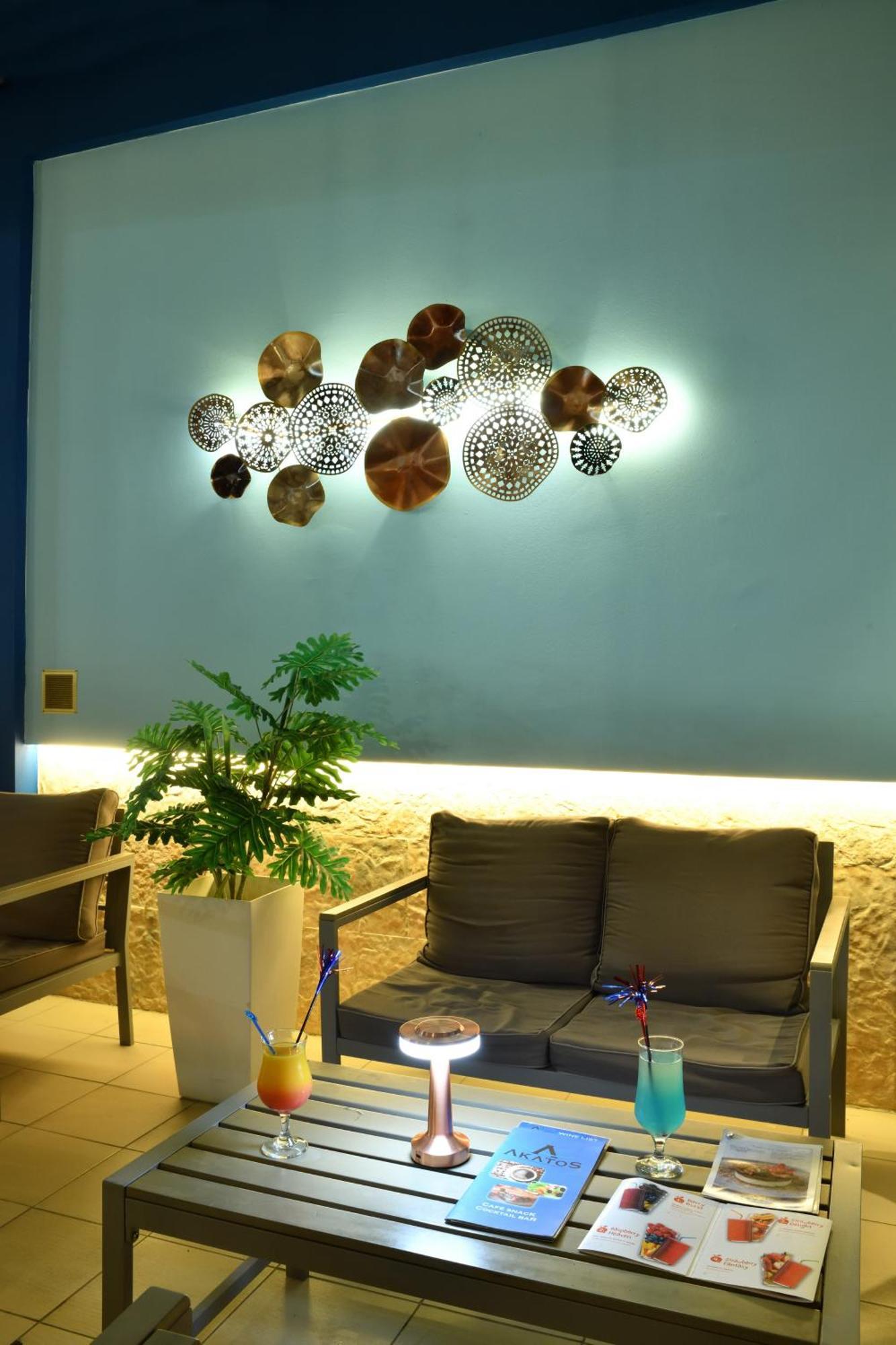 Agia Marina Akatos Hotel מראה חיצוני תמונה