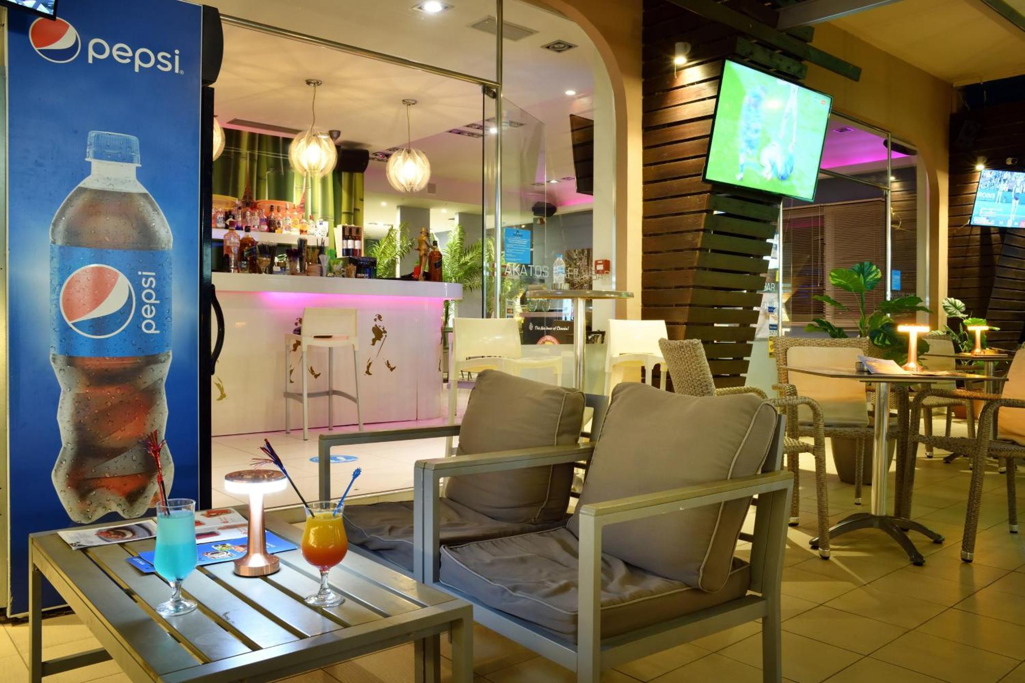 Agia Marina Akatos Hotel מראה חיצוני תמונה